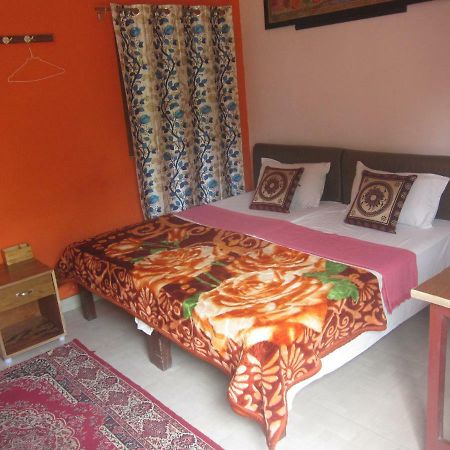 Kedar Guest House -Feel At Home Varanasi Luaran gambar